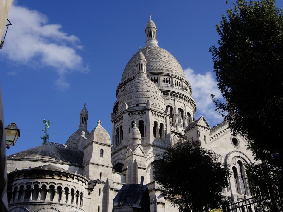 Basilique Sacré-Coeur from the Side