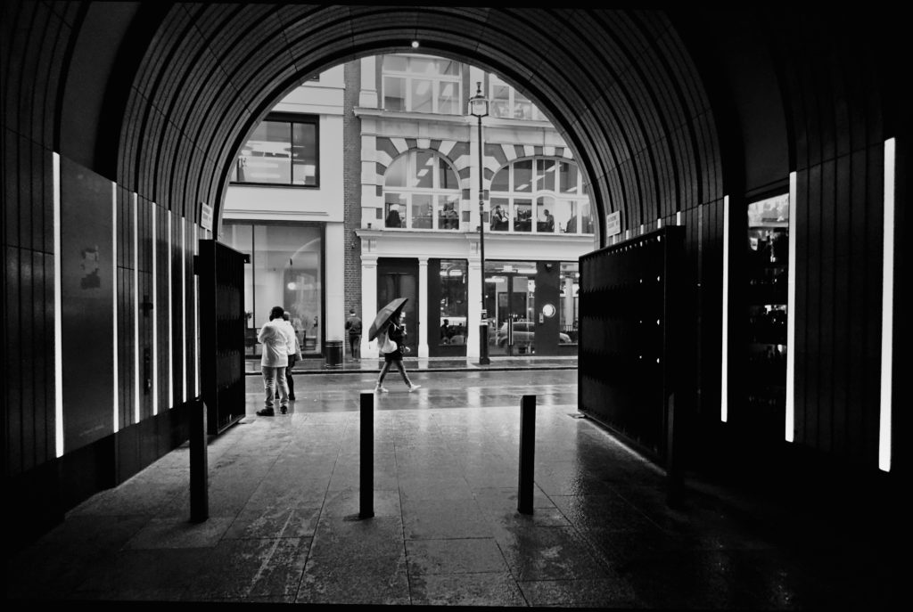 rainy-day-in-london-photography-by-cybershutterbug