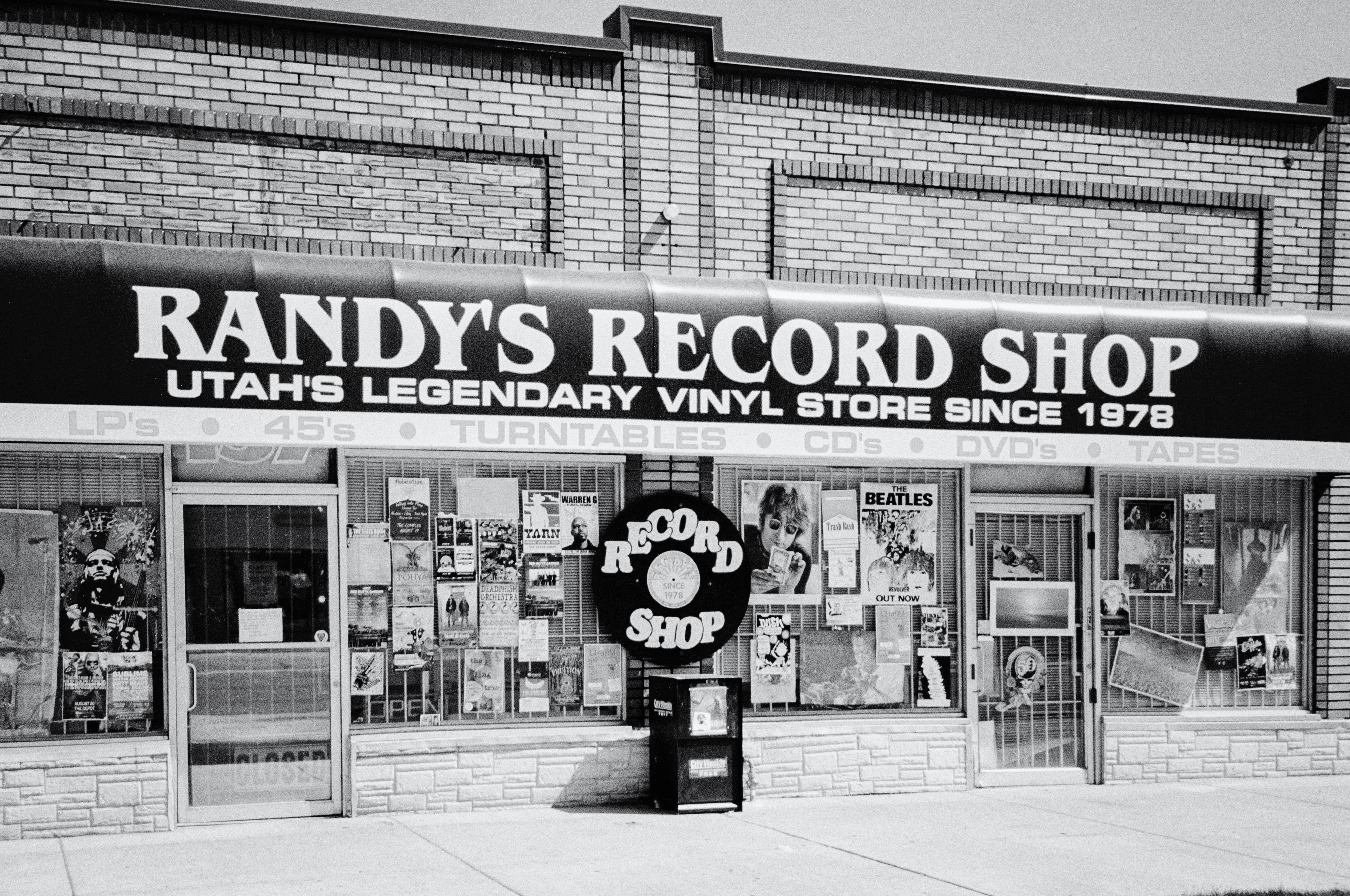 record-shop-bw
